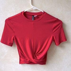 Divided Ribbed Crop Top with Twisted Hem